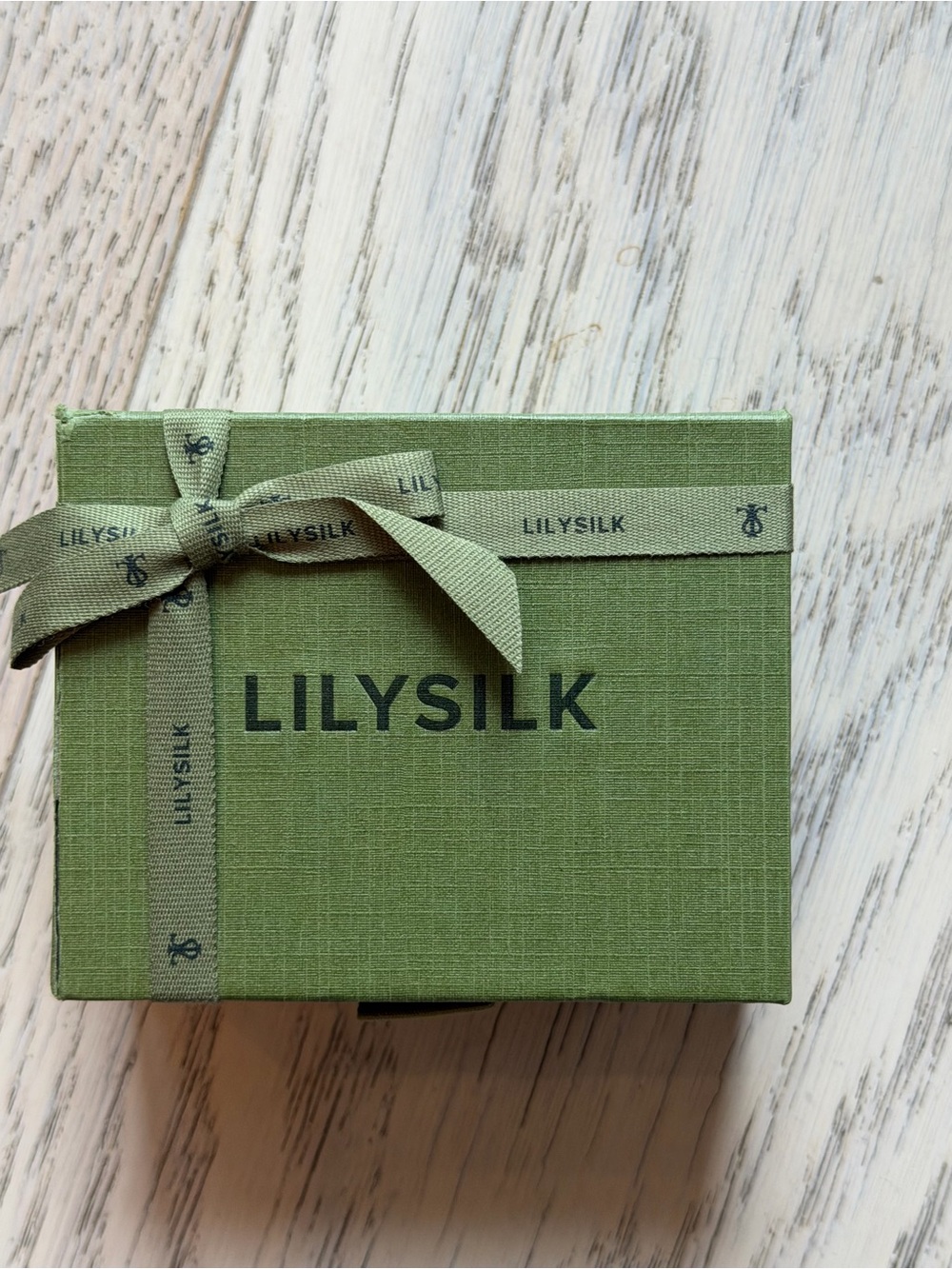 LilySilk Pink Silk Scrunchie set with Gift Box